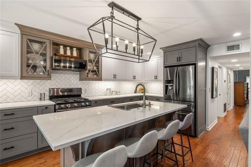 1503 Oakridge Ct, Decatur, GA, 30033-2139 | Card Image