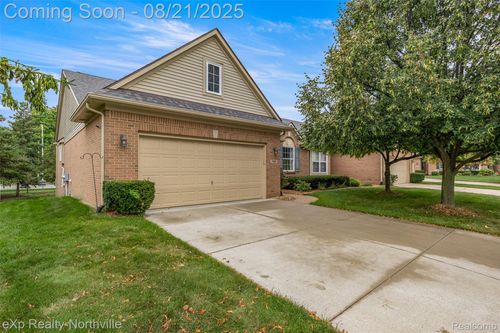 11081 Coventry Ct, Taylor, MI, 48180-7543 | Card Image