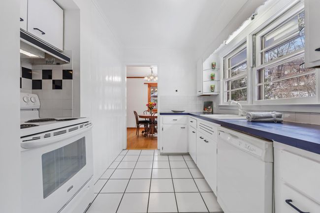 Alternate view into dining area | Image 6