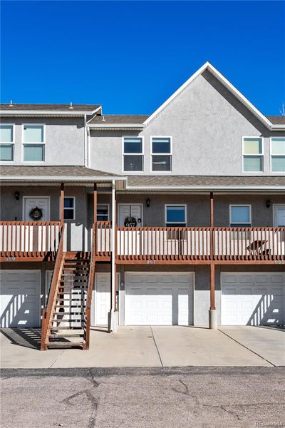 957 Brant Hollow Court, Townhouse with 2 bedrooms, 2 bathrooms and 2 parking in Colorado Springs CO | Image 2