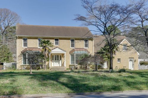 3408 Montgomery Pl, Virginia Beach, VA, 23452-6049 | Card Image