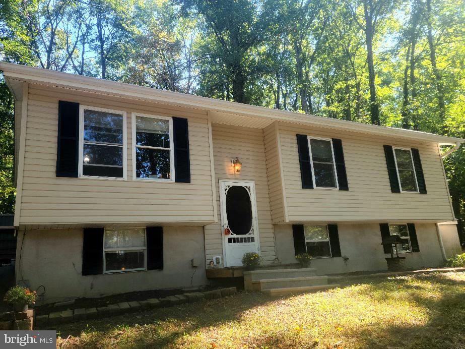 Arbor Dr, Westminster, MD 21158
