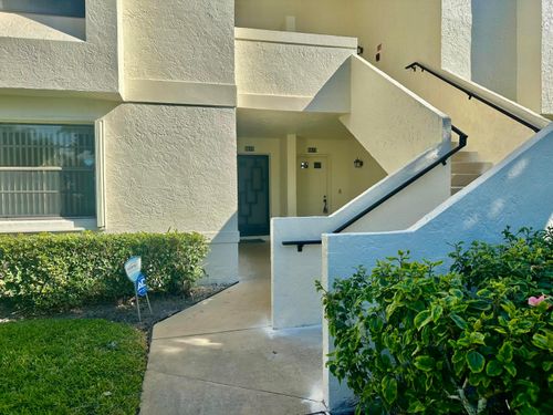 5819 Parkwalk Dr, Boynton Beach, FL, 33472-2311 | Card Image