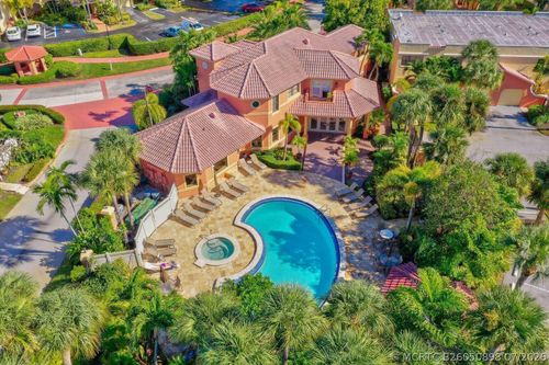 303-300 Uno Lago Dr, Juno Beach, FL, 33408-2685 | Card Image