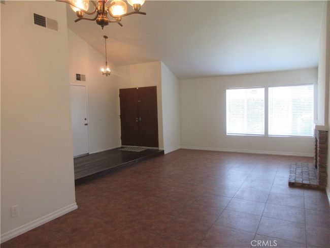 18523 Kinzie St, House other with 3 bedrooms, 2 bathrooms and 2 parking in Northridge CA | Image 6