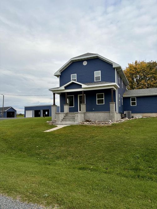 11607 Schad Road, SCHLESWIG, WI, 53042 | Card Image