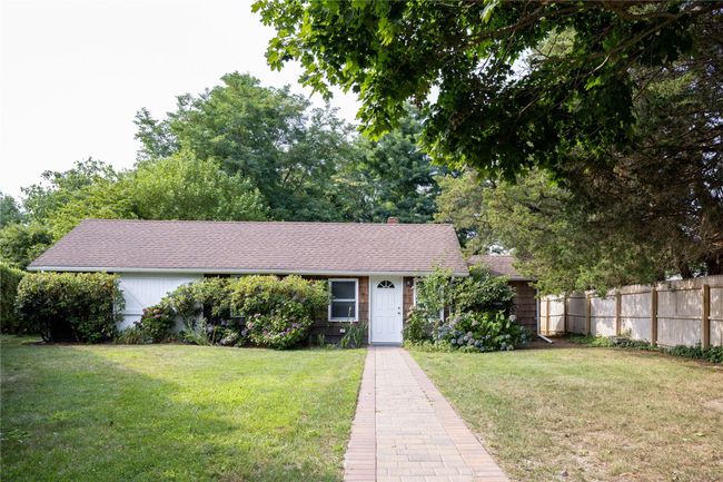 945 New Suffolk Ave, House other with 4 bedrooms, 4 bathrooms and null parking in Mattituck NY | Image 27