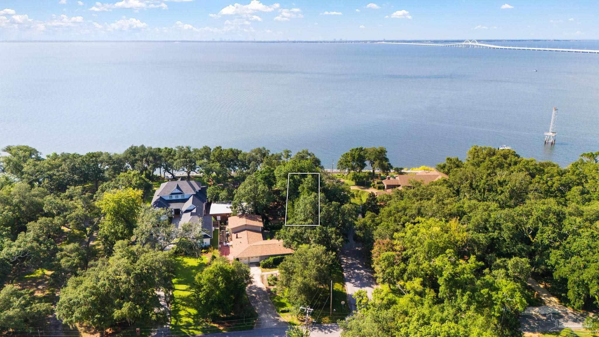 Pickens Ave, Pensacola, FL 32503