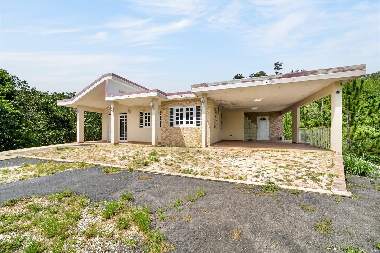 Residential en venta en NARANJITO, Carr 814 KM.HM 4.0, 1800 m²