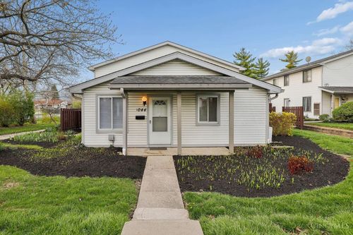 1044 E Crescentville Road, West Chester, OH, 45246 | Card Image