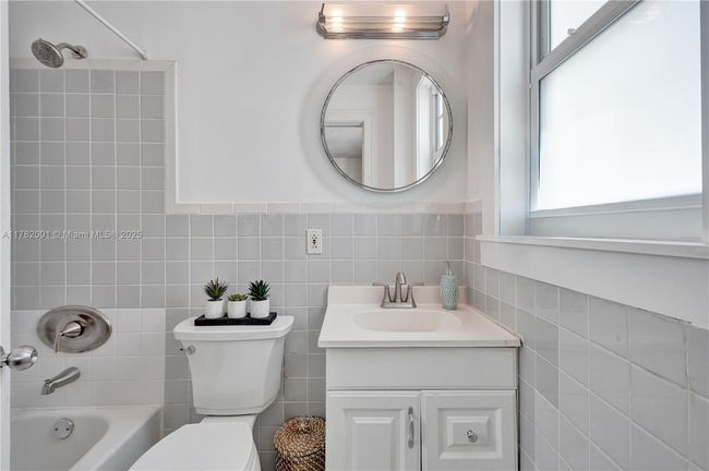 APT-202 - 536 14 Th St, Condo with 2 bedrooms, 2 bathrooms and null parking in Miami Beach FL | Image 22