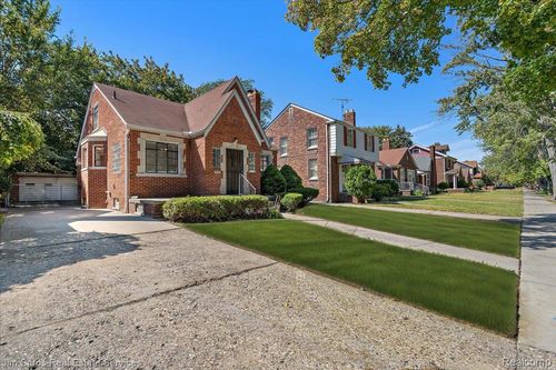 4121 Harvard Rd, Detroit, MI, 48224-2343 | Card Image