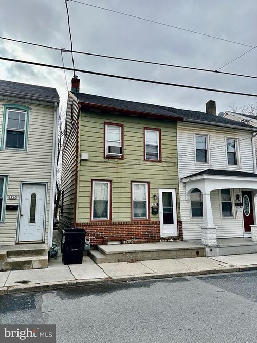 1262 Willow St, LEBANON, PA, 17046-4538 | Card Image