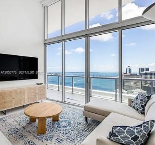 4105-495 Brickell Avenue, Miami, FL, 33131 | Card Image