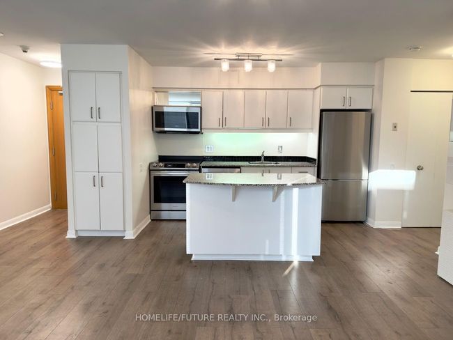 806 - 33 Sheppard Ave E, Condo with 1 bedrooms, 1 bathrooms and 1 parking in North York ON | Image 7