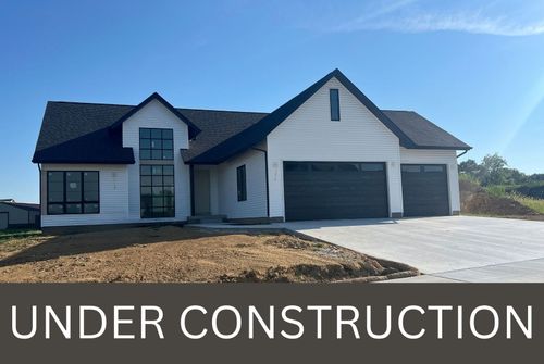 6 Viola Dr, Le Claire, IA, 52753-9784 | Card Image