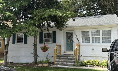 214 Crane Rd, Brick, NJ, 08723-6606 | Card Image