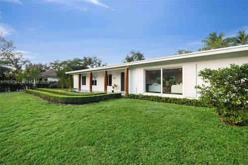 5835 Sw 100th Ter, Pinecrest, FL, 33156-2071 | Card Image