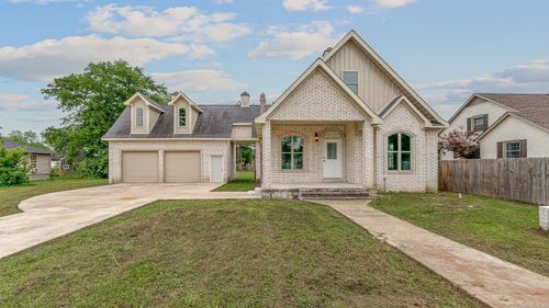 615 W Main St, Trumann, AR, 72472-3016 | Card Image