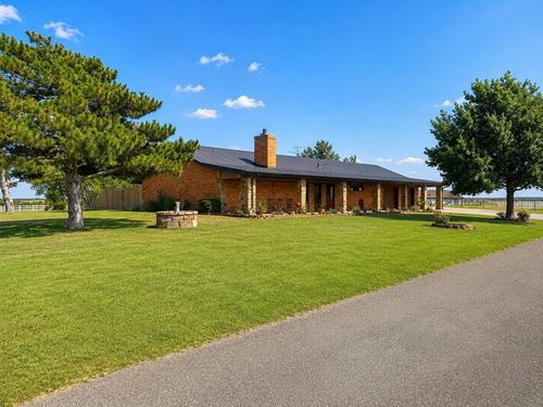 4700 W Modelle Ave, Clinton, OK, 73601-3518 | Card Image