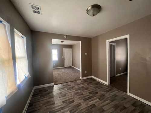 3214 S Grand Traverse St, Flint, MI, 48507-1710 | Card Image