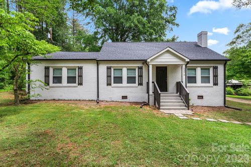 2376 S Us 321 Hwy, Newton, NC, 28658-8393 | Card Image