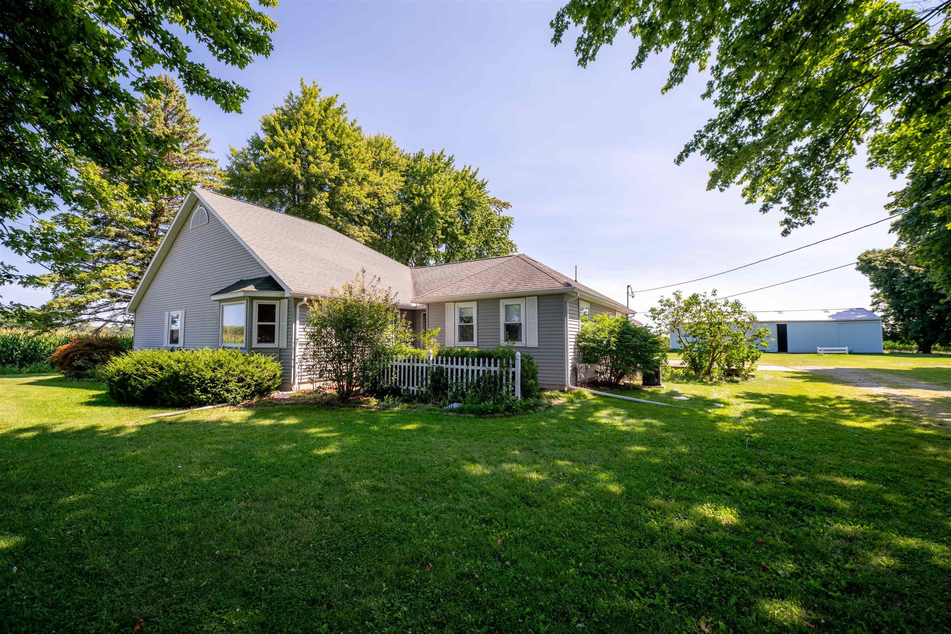 Poseyville Rd, Midland, MI 48640