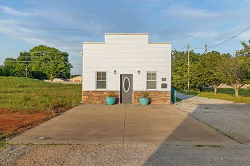 b-423 Cox Blvd, Sheffield, AL, 35660-4021 | Card Image