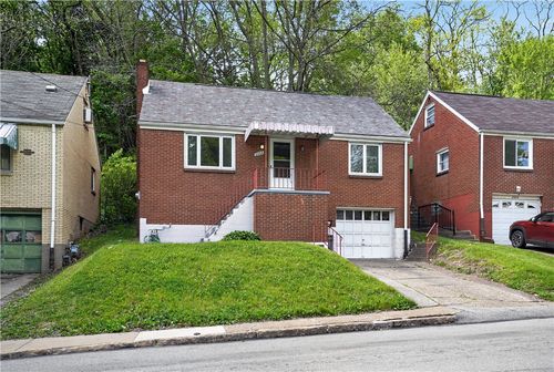 2008 Patterson Ave, Mckeesport, PA, 15132-5548 | Card Image