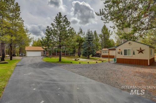 12758 Cascade Drive, Donnelly, ID, 83615 | Card Image