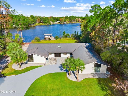 452 Mallet Bayou Rd, Freeport, FL, 32439-4603 | Card Image