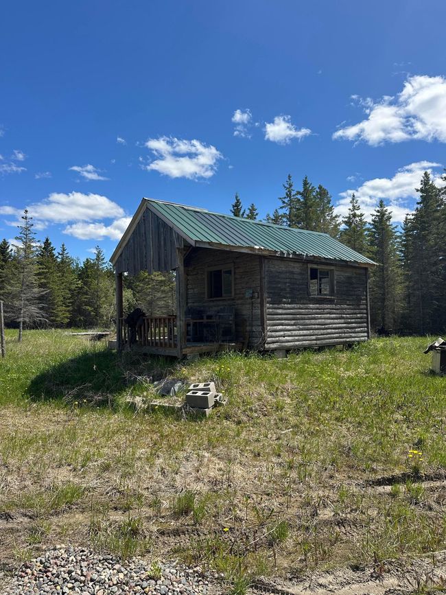 cabin.jpg | Image 17