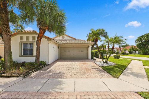7216 Whitfield Ave, Boynton Beach, FL, 33437-6449 | Card Image