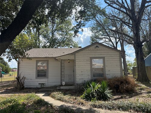 3439 W 2nd Ave, Corsicana, TX, 75110-2413 | Card Image