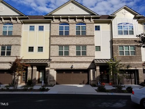320 View Dr, Morrisville, NC, 27560-5926 | Card Image