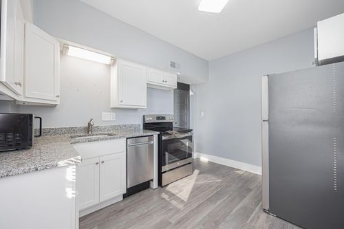 341-341 E Sycamore St, Columbus, OH, 43206-2285 | Card Image