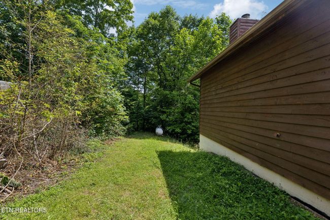 860 Heiden Dr, House other with 2 bedrooms, 2 bathrooms and null parking in Gatlinburg TN | Image 7