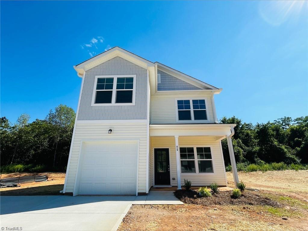 East St, Reidsville, NC 27320