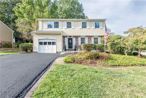 1893 Riggs Rd, South Park, PA, 15129-9337 | Card Image