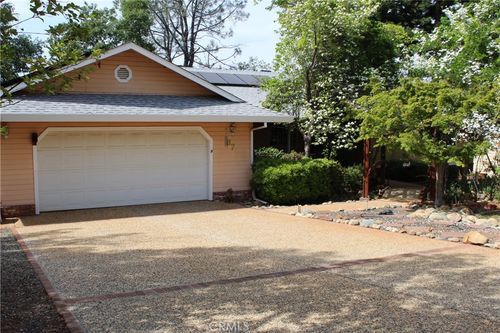 87 Valley View Dr, Paradise, CA, 95969-3739 | Card Image