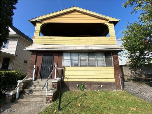 3402 E 125th St, Cleveland, OH, 44120-4322 | Card Image