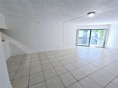 311-1850 N Congress Ave, West Palm Beach, FL, 33401-8203 | Card Image