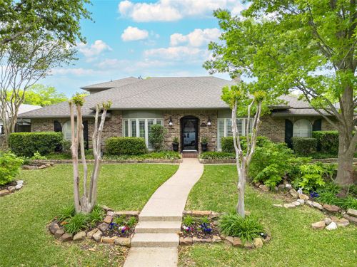 10011 Hickory Xing, Dallas, TX, 75243-4615 | Card Image
