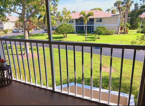 202-1537 Se Royal Green Cir, Port St. Lucie, FL, 34952-7671 | Card Image