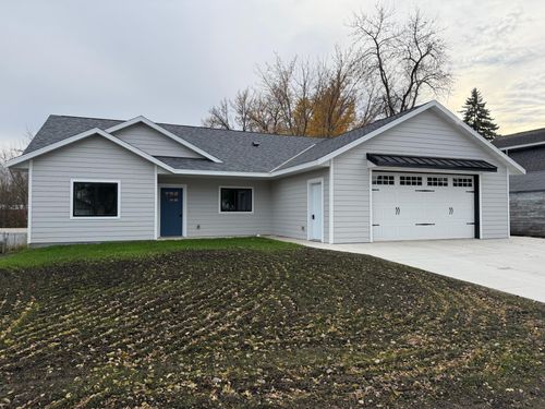 16 Tower St, Kensington, MN, 56343-4570 | Card Image