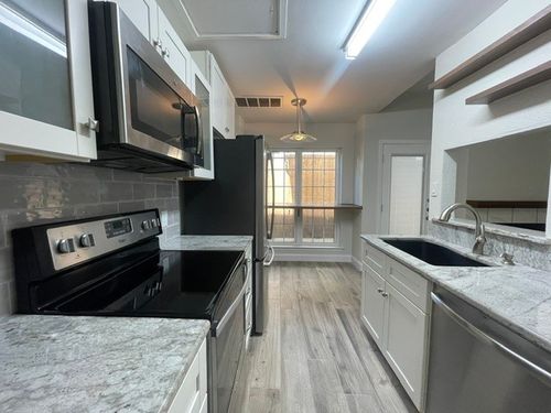 113-3904 Rawlins St, Dallas, TX, 75219-3668 | Card Image