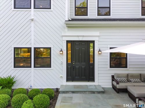 6 Abbotts Ln, Westport, CT, 06880-2138 | Card Image