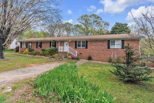 4 Easy St, Taylors, SC, 29687-6503 | Card Image
