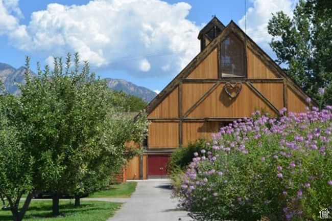 Minutes from Wheeler Historic Farm! A fun, family-friendly spot in Utah with farm animals, wagon rides, a historic farmhouse, and scenic trails—perfect for a hands-on country experience! | Image 24