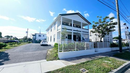 c-914 10th St, West Palm Beach, FL, 33401-3208 | Card Image